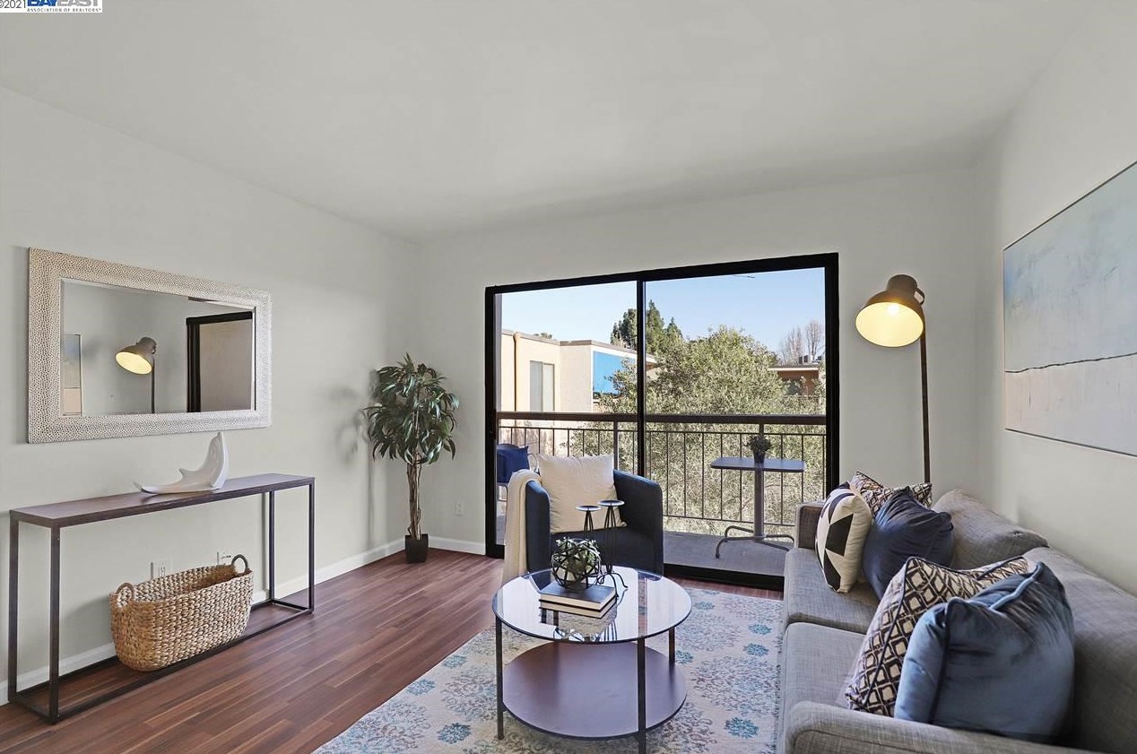 350 Civic Dr #504, Walnut Creek, CA 94596