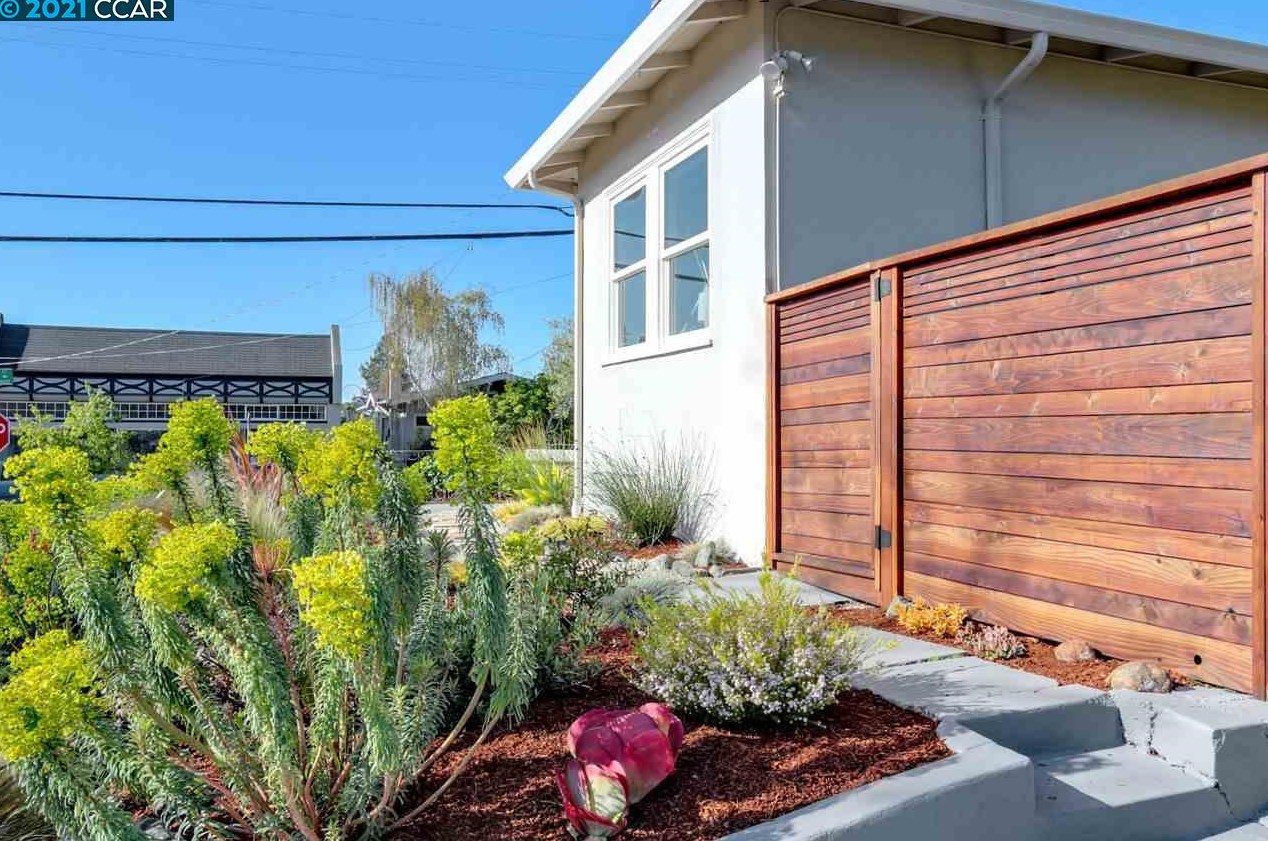 3801 Ardley Ave, Oakland CA 94602-1616 exterior