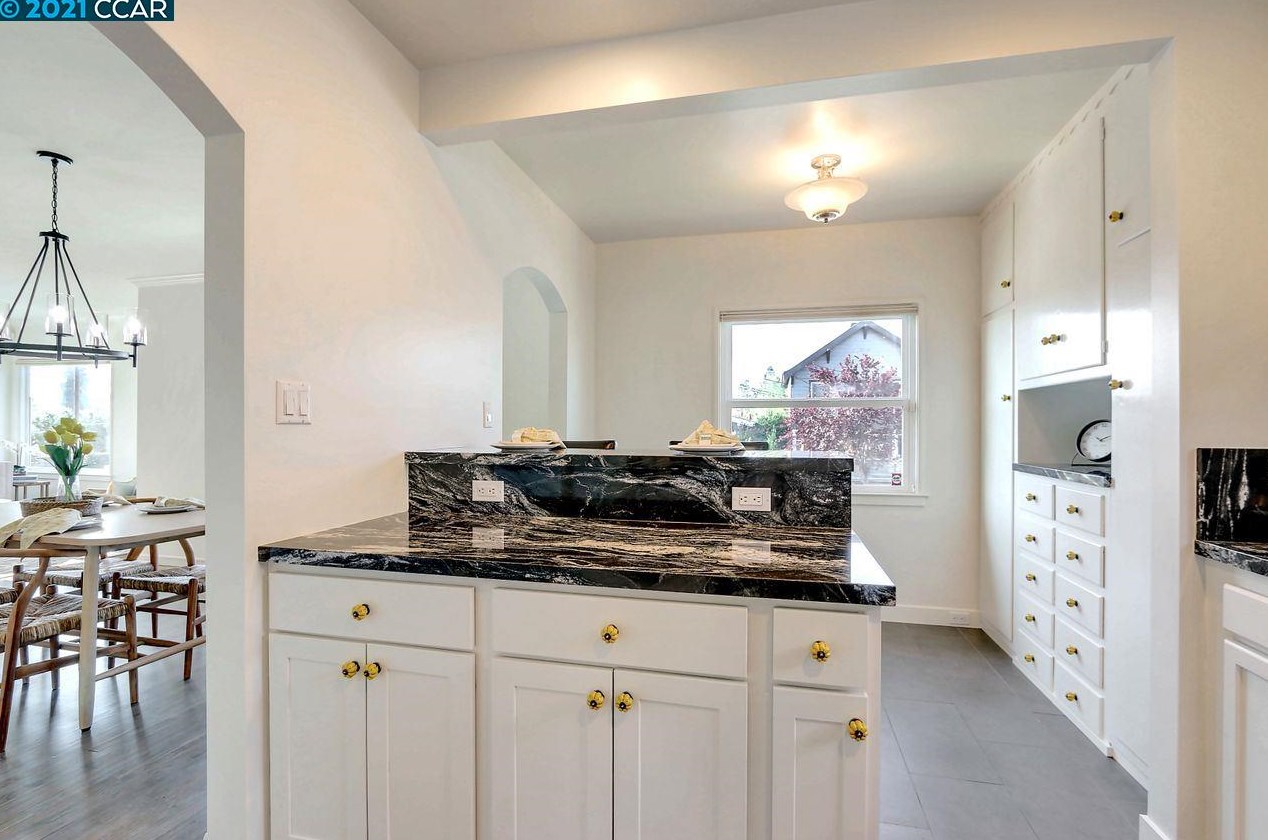 3801 Ardley Ave, Oakland CA 94602-1616 exterior