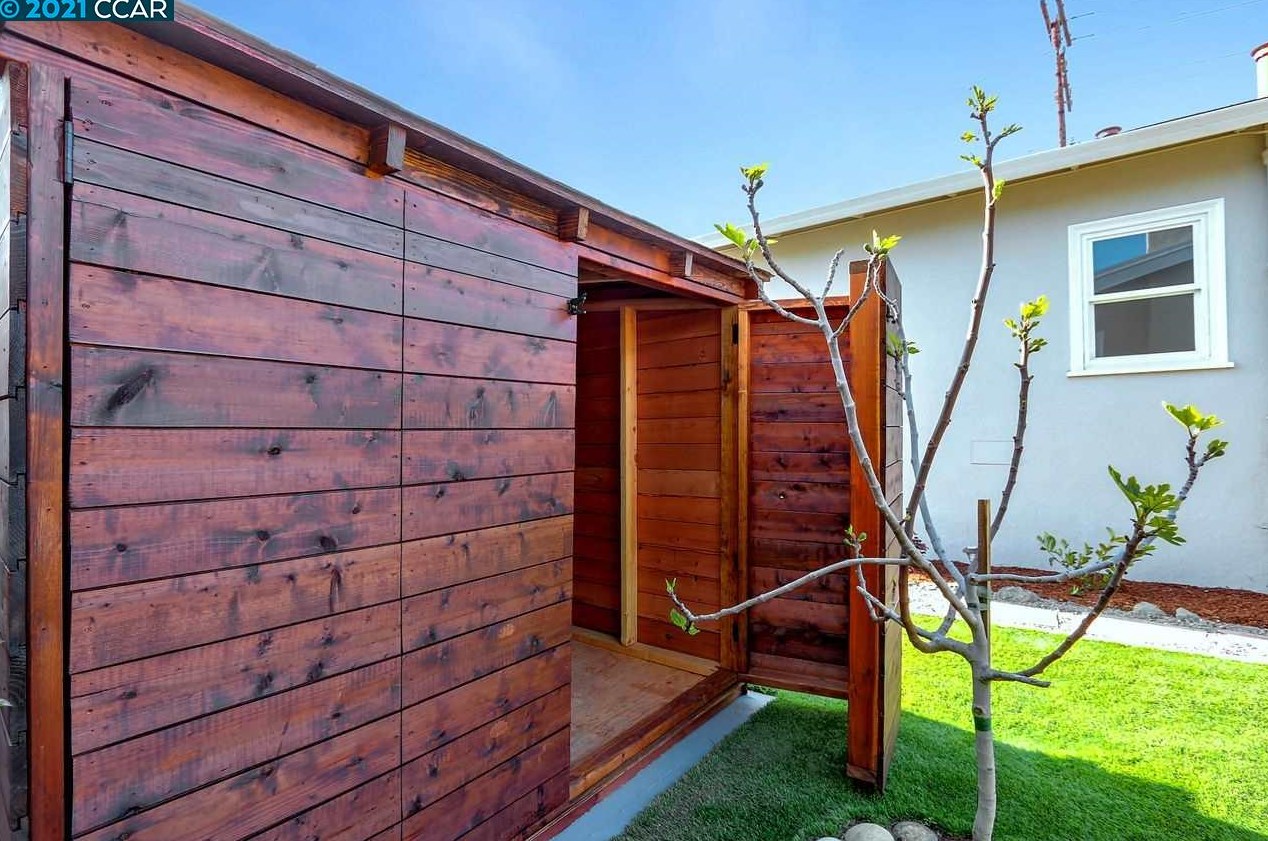 3801 Ardley Ave, Oakland CA 94602-1616 exterior