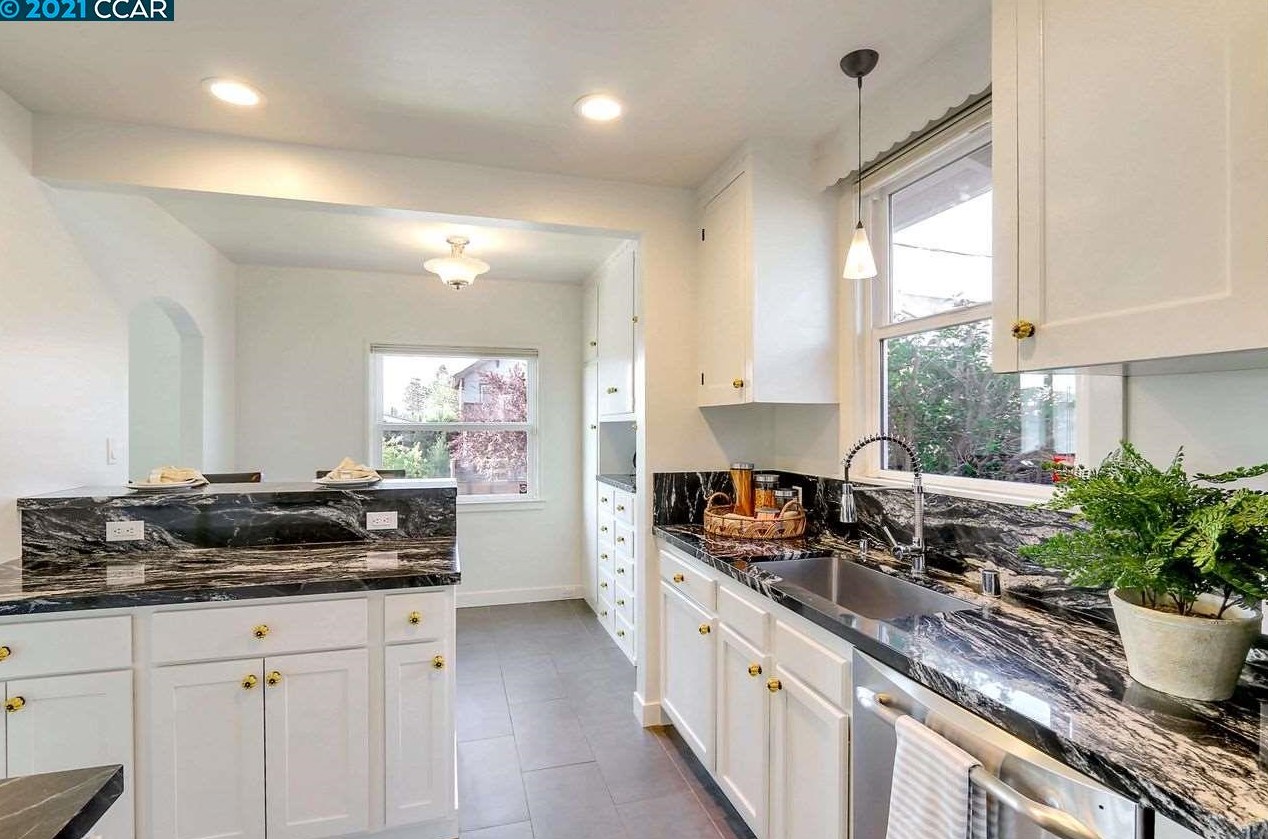 3801 Ardley Ave, Oakland CA 94602-1616 exterior