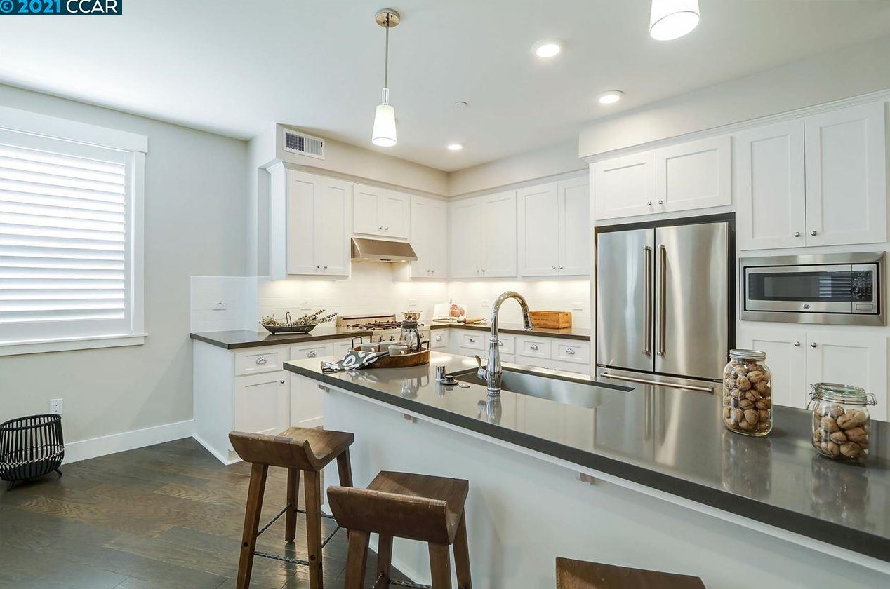 1281 Homestead Ave, Walnut Creek, CA 94598-2813