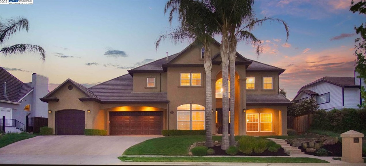 955 Rutherford Cir, Los Angeles, CA 94513-2639