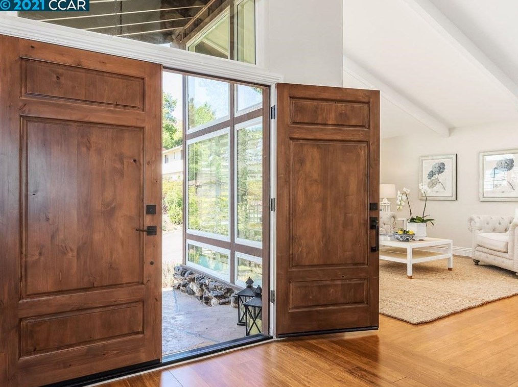76 Ashbrook Pl, Moraga, CA 94556-1325