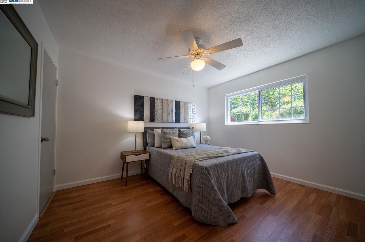 1554 Claycord Ave, Concord CA  94521-2214 exterior