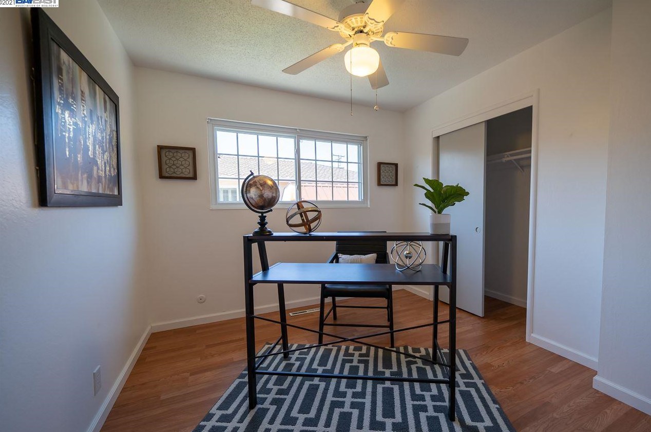 1554 Claycord Ave, Concord CA  94521-2214 exterior