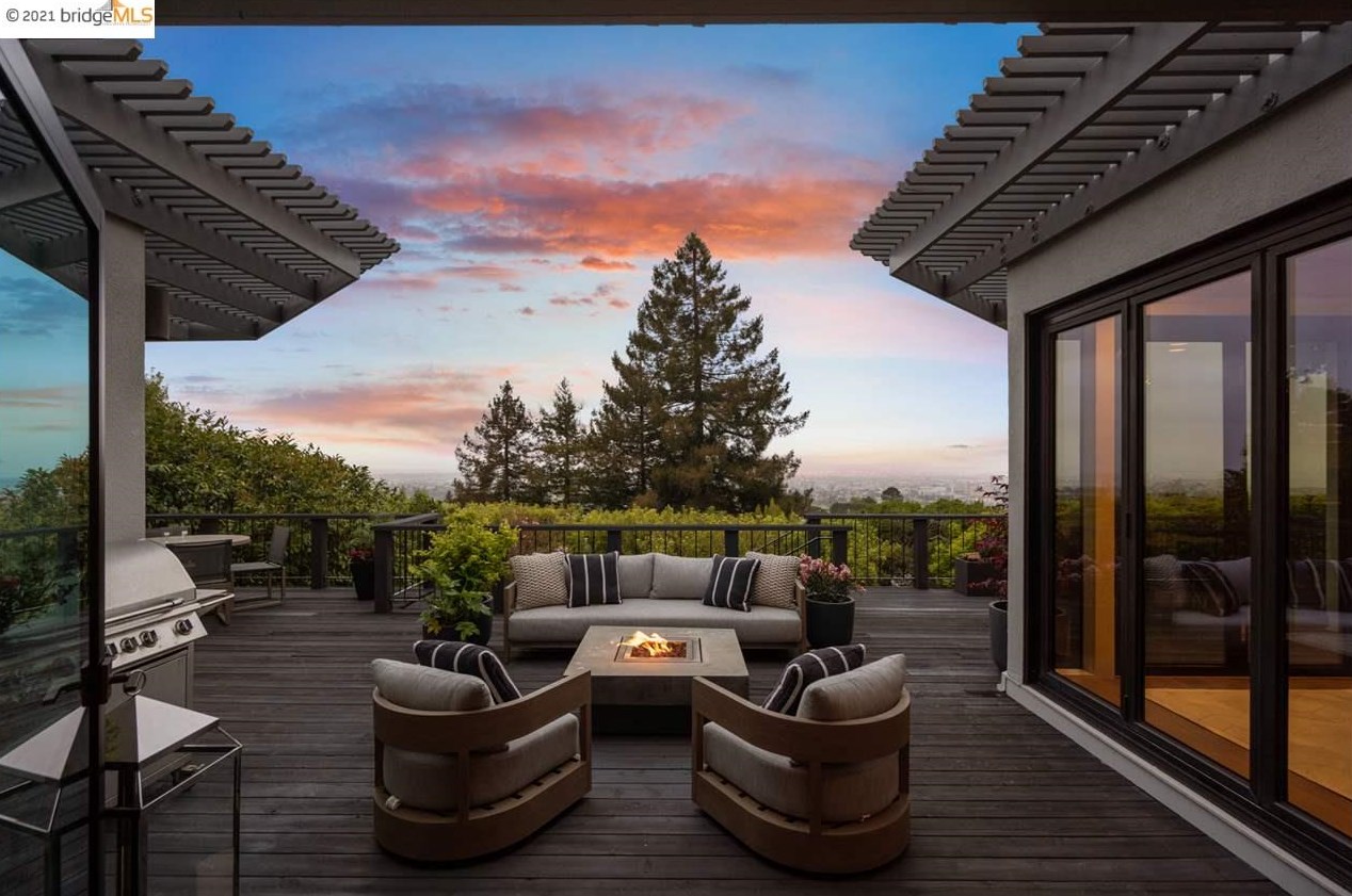 5455 Hilltop Crescent, Oakland, CA 94618