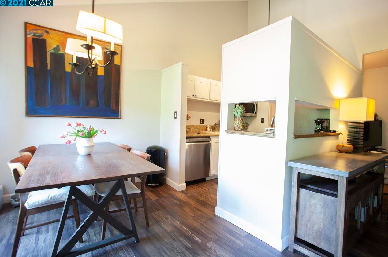 2067 Ascot Dr #243, Moraga, CA 94556