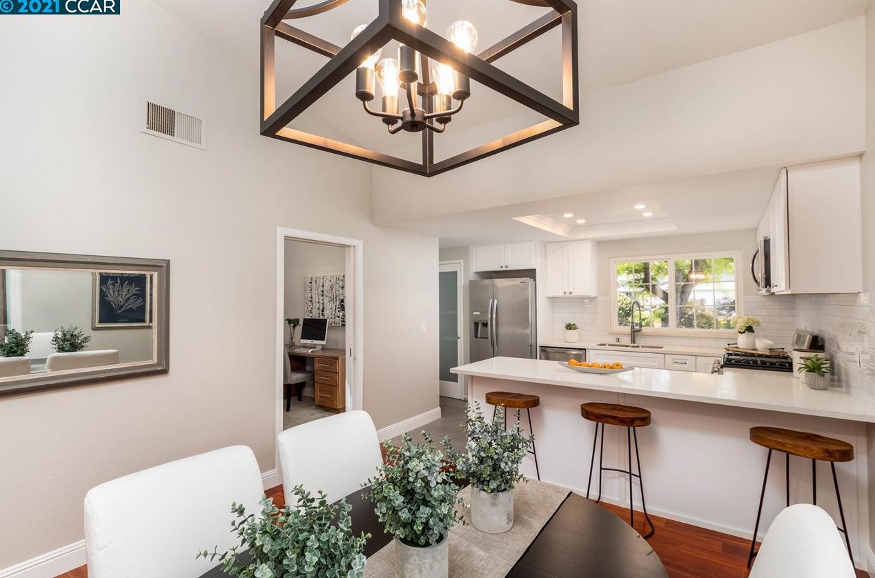 727 Seacliff Ct, Rodeo CA  94572-2005 exterior