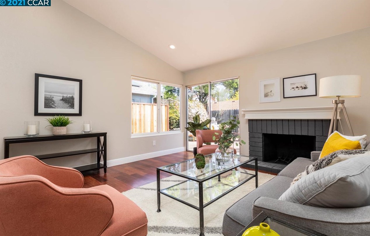 727 Seacliff Ct, Rodeo CA  94572-2005 exterior