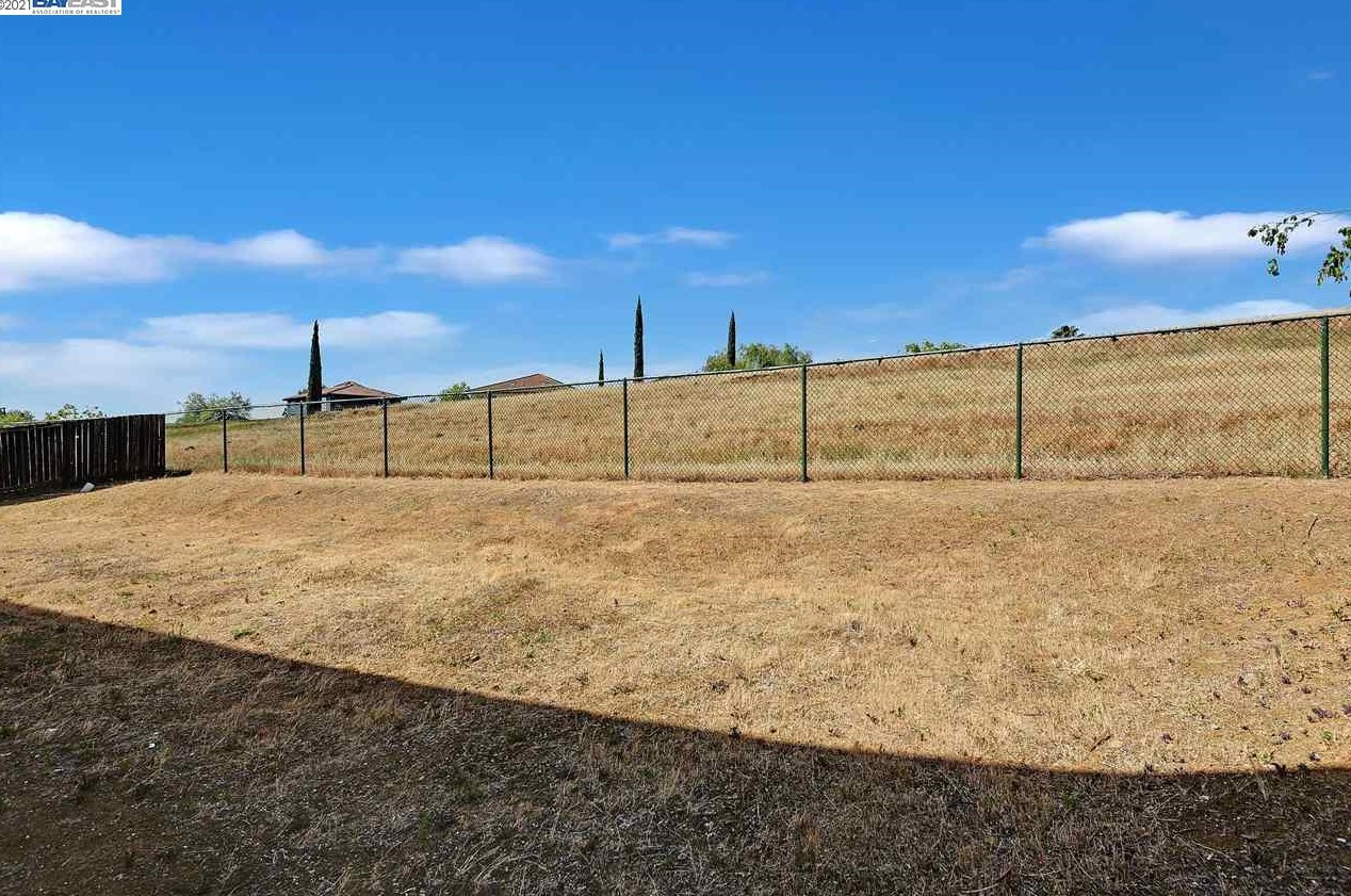1950 Badger Pass Way, Antioch, CA 94531-7427
