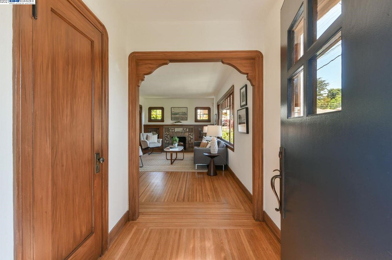 2846 Morgan Ave, Oakland, CA 94602-3420