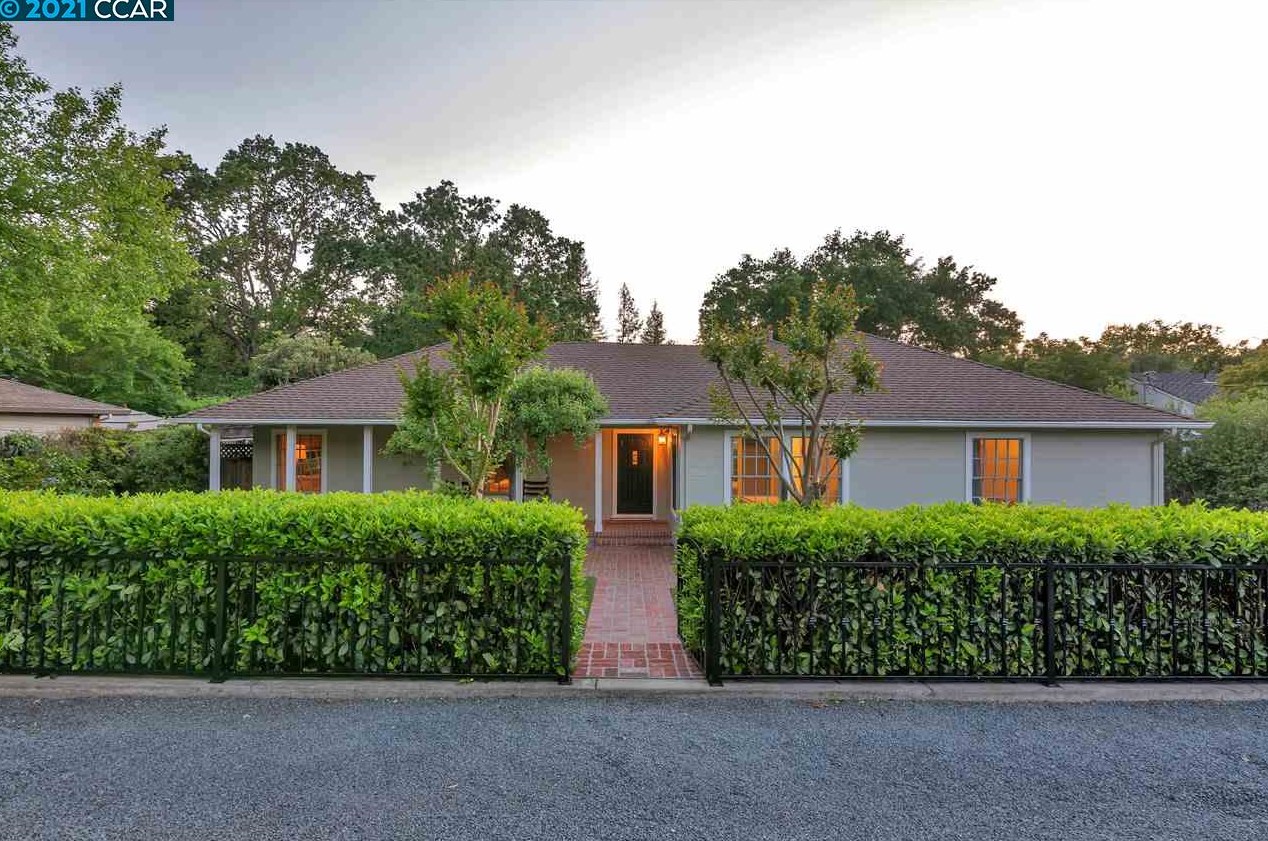 689 Los Palos Dr, Lafayette, CA 94549-5355