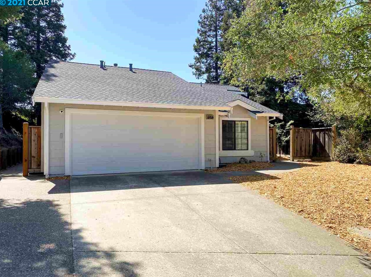 565 Palo Alto Pl, Concord, CA 94523-1144