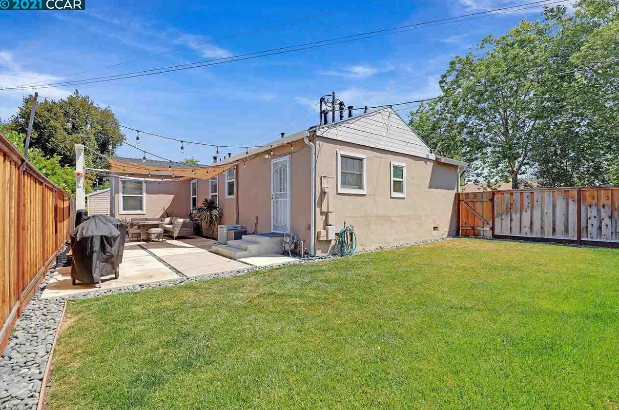2704 Birch Ave, Concord CA  94520-1716 exterior