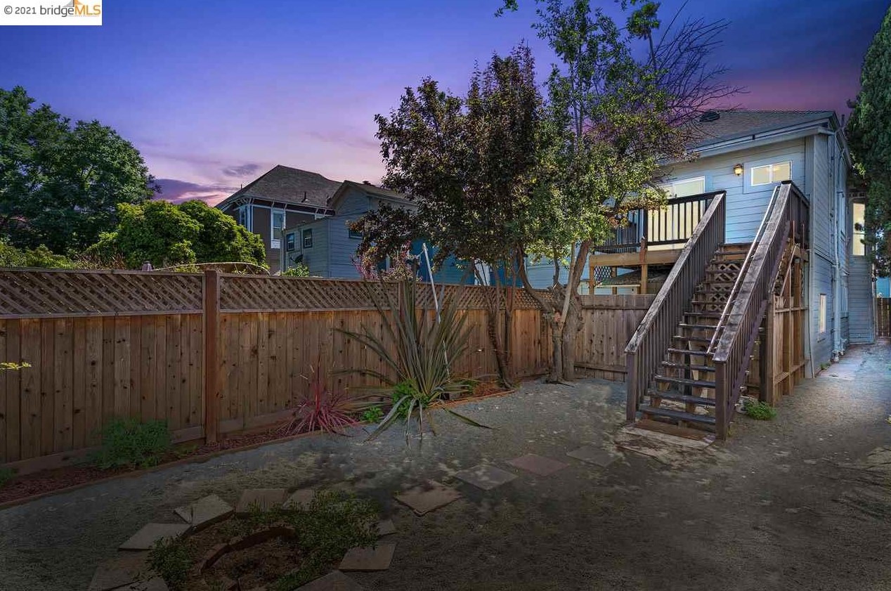 2130 Linden St, Oakland, CA 94607-2944