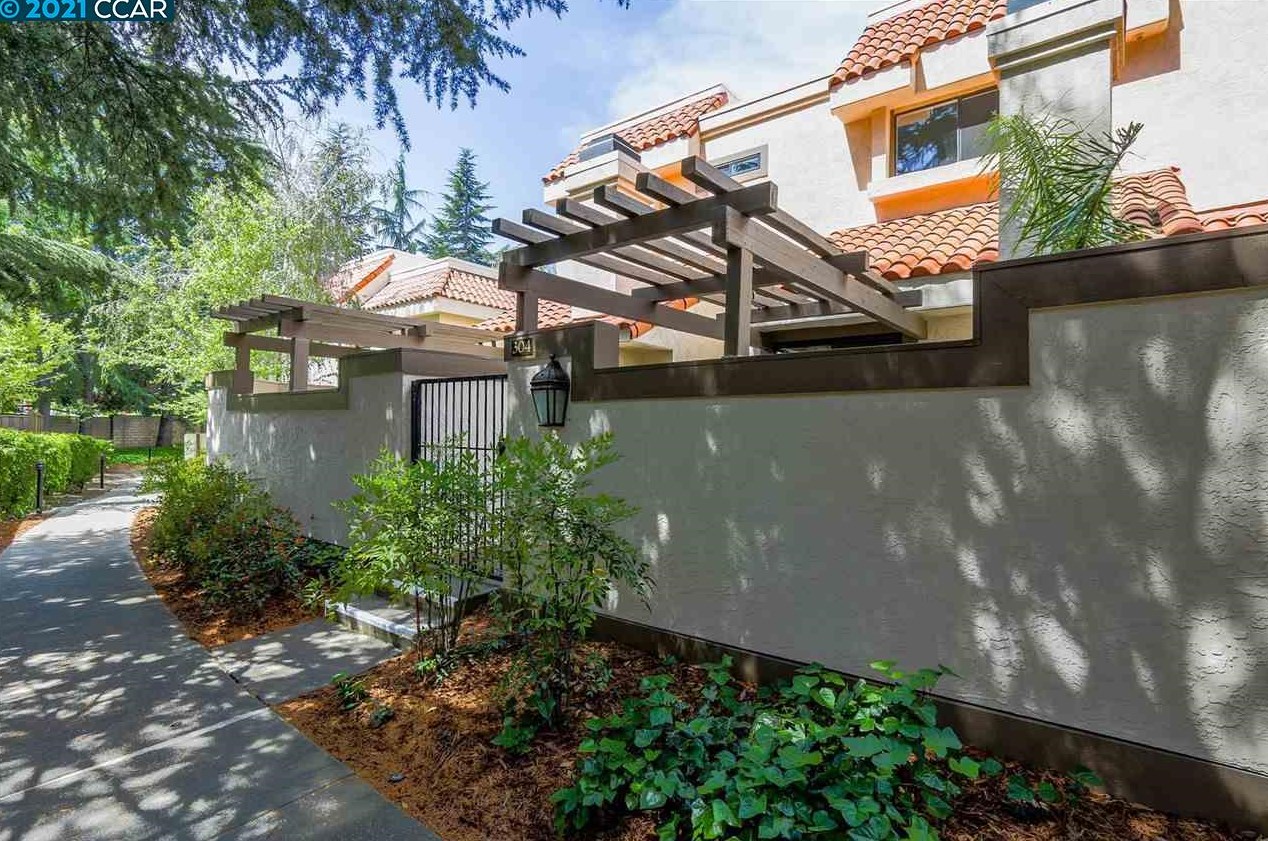 304 Preakness Ct, Walnut Creek, CA 94597-3686