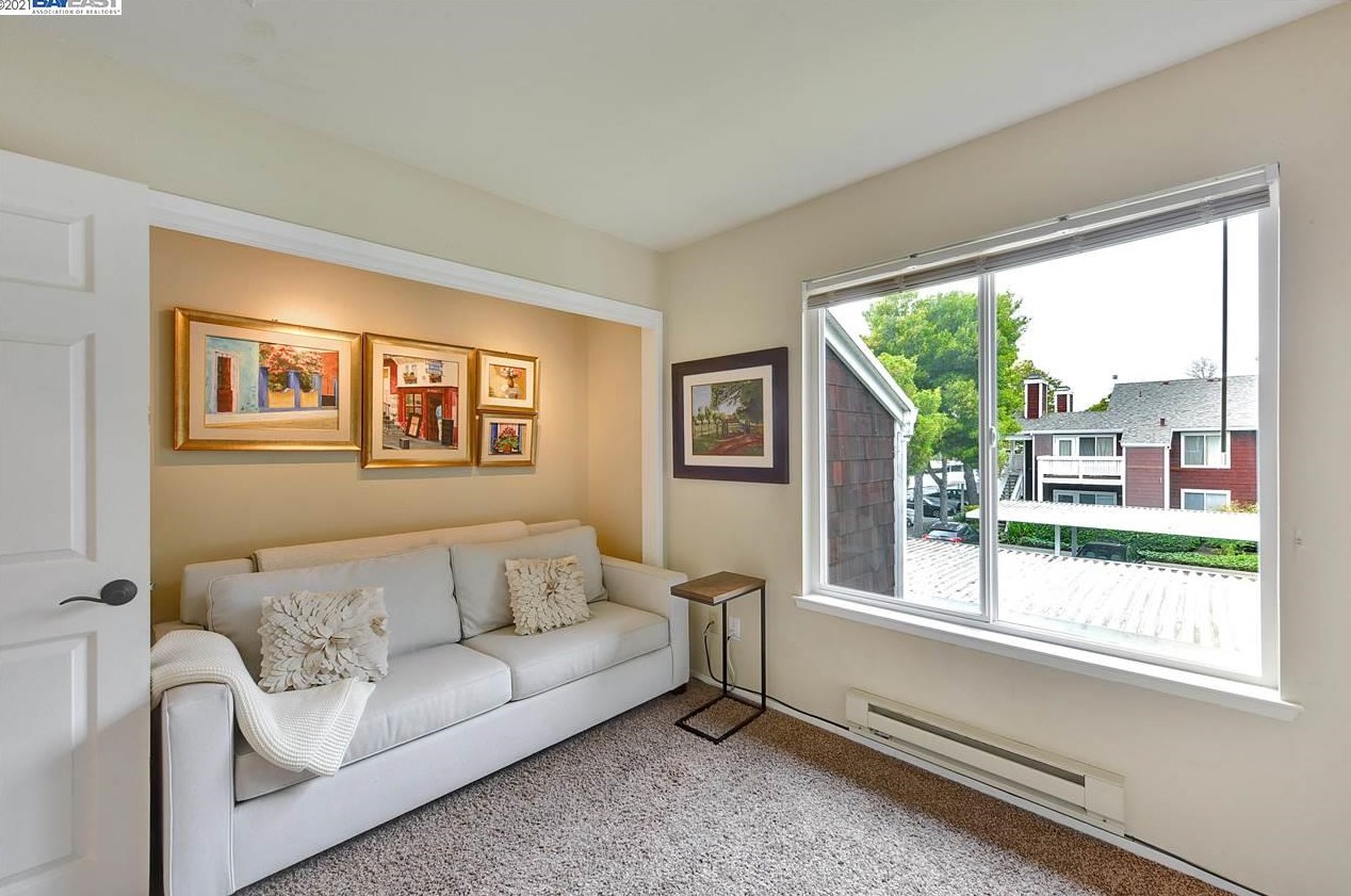 150 Marina Lakes Dr, Richmond CA  94804-7453 exterior