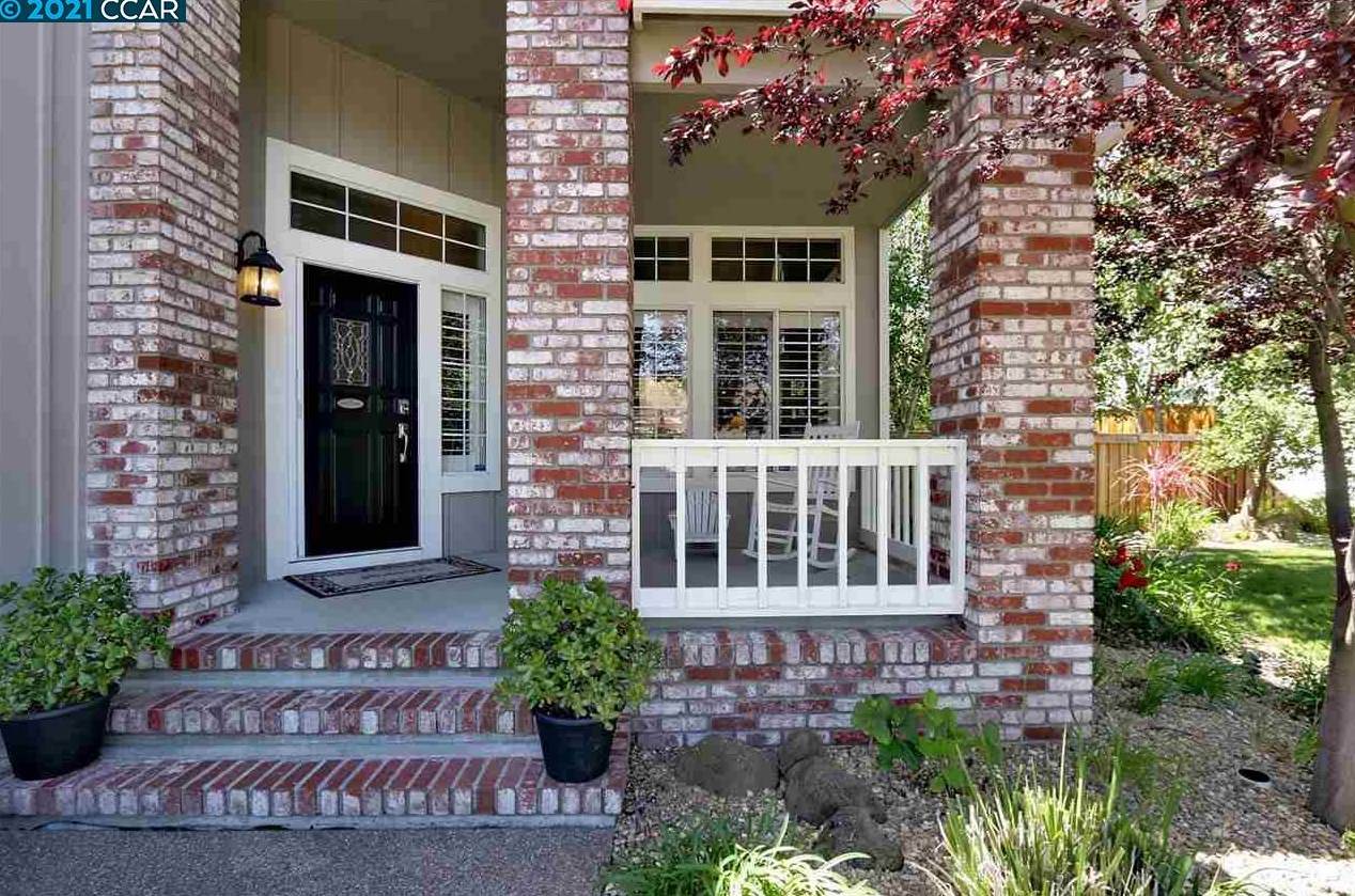 380 Blue Oak Ln, Clayton, CA 94517-2018