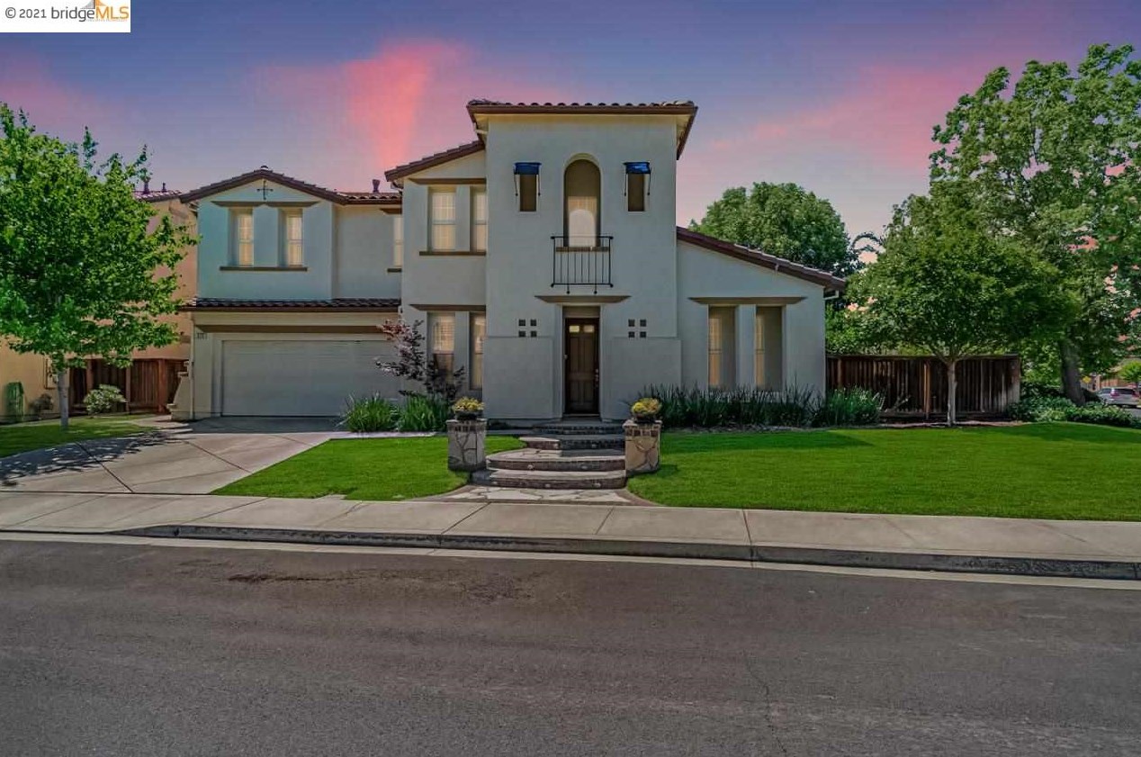 572 Caraway Dr, Los Angeles CA  94513-2350 exterior