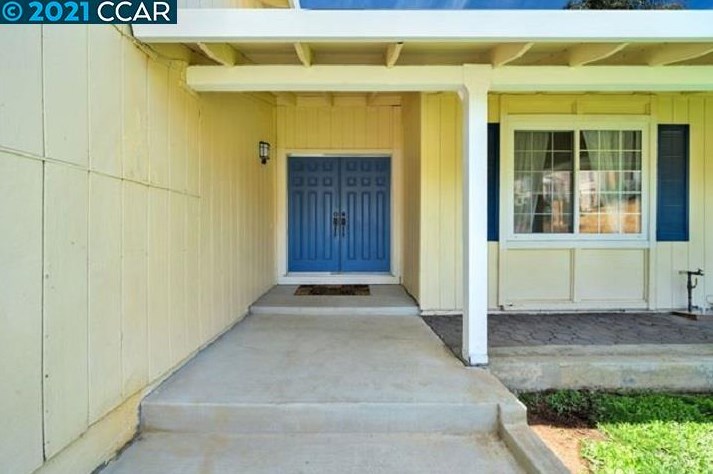 3531 Honeysuckle Way, Concord, CA 94518-2320