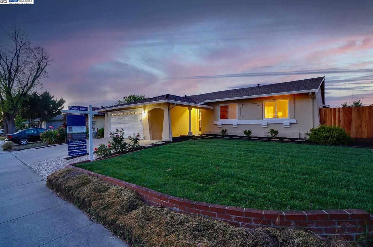 34840 Gladstone Pl, Fremont, CA 94555-2425