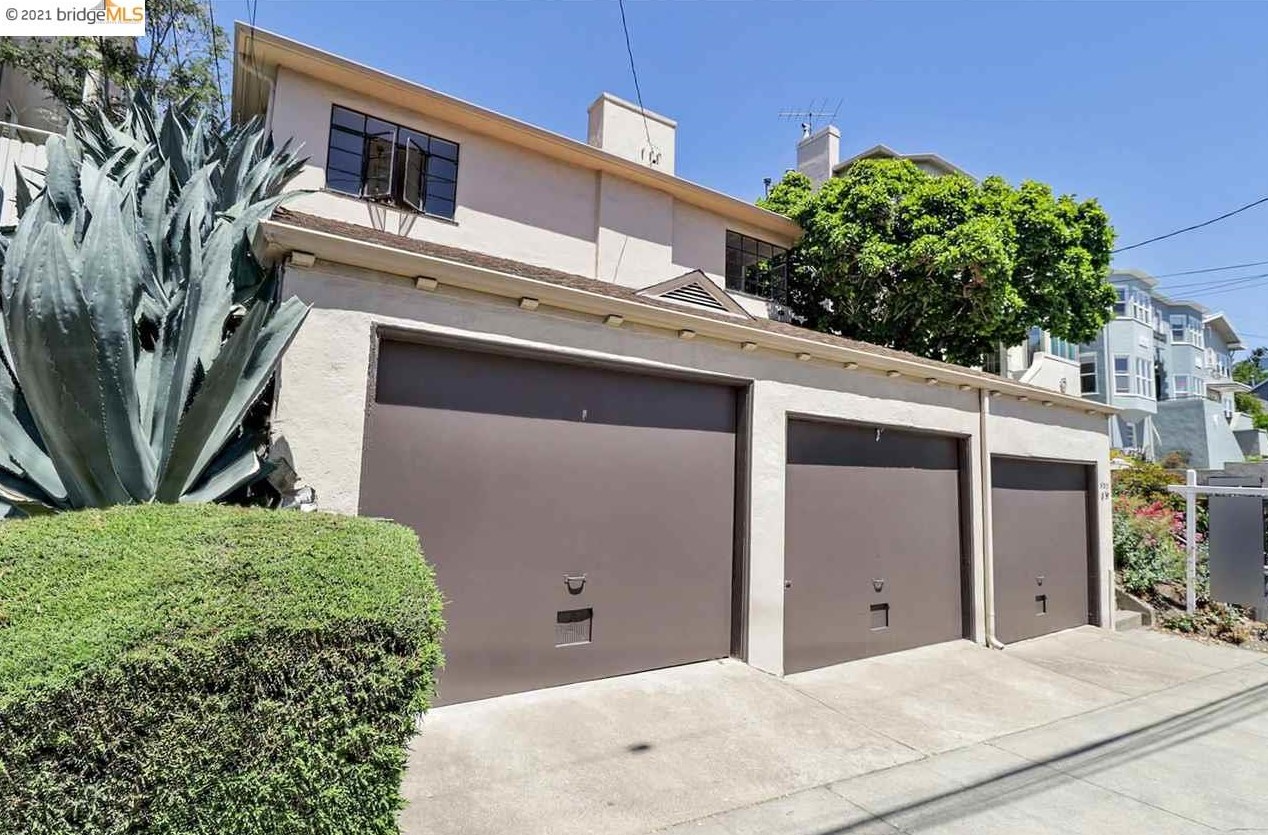 837 York St, Oakland, CA 94610-2122
