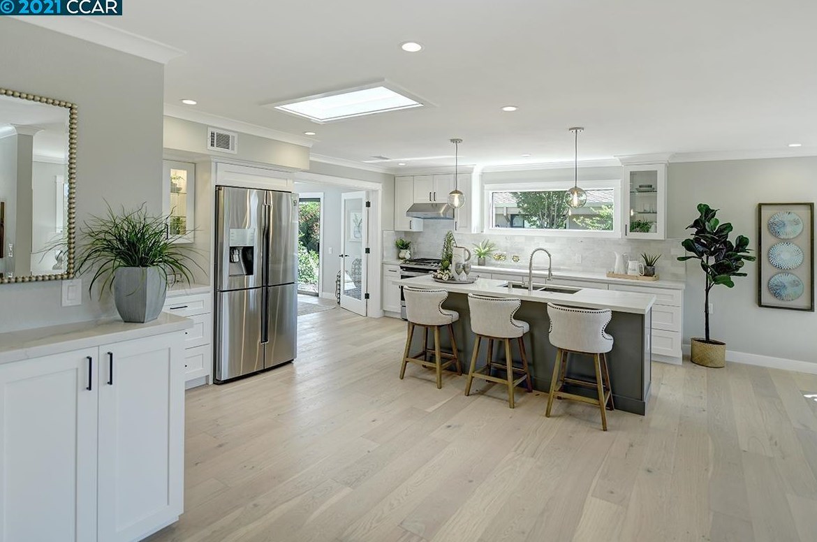 2116 Golden Rain Rd #4, Walnut Creek, CA 94595