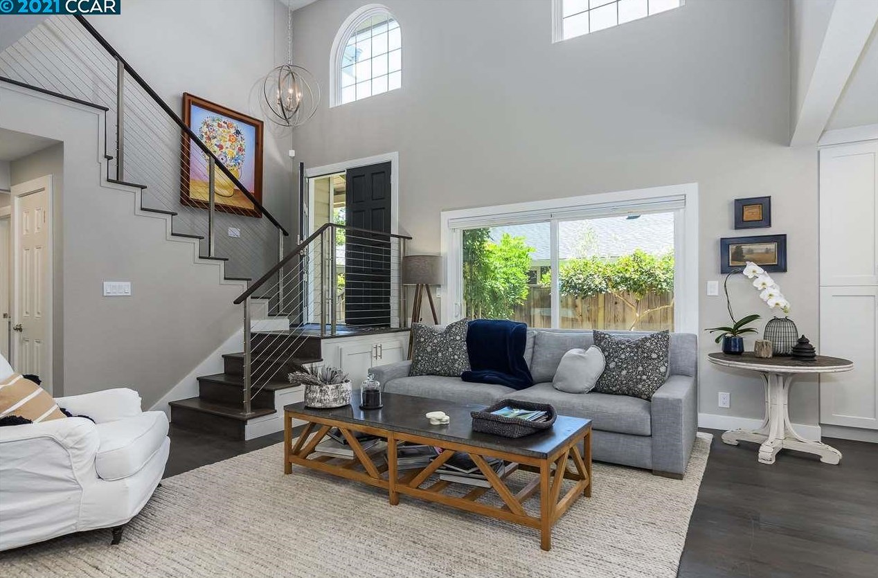5 Josefa Pl, Moraga, CA 94556-1578