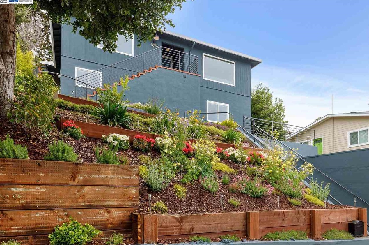 7876 Hillmont, Oakland, CA 94605