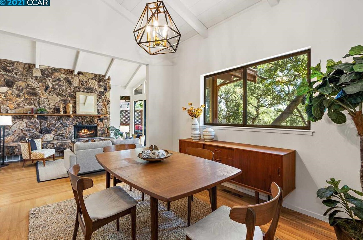 185 Holly Ln, Orinda, CA 94563