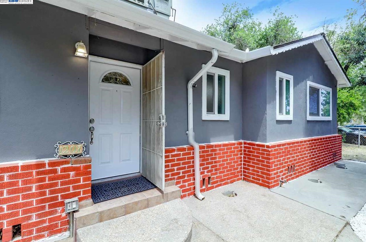 1207 South Ave, Modesto, CA 95351