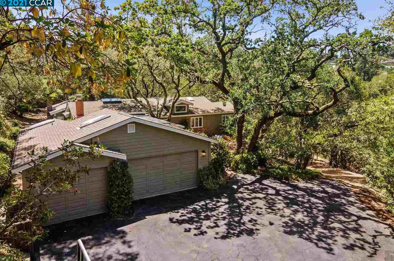 551 Miner Rd, Orinda, CA 94563