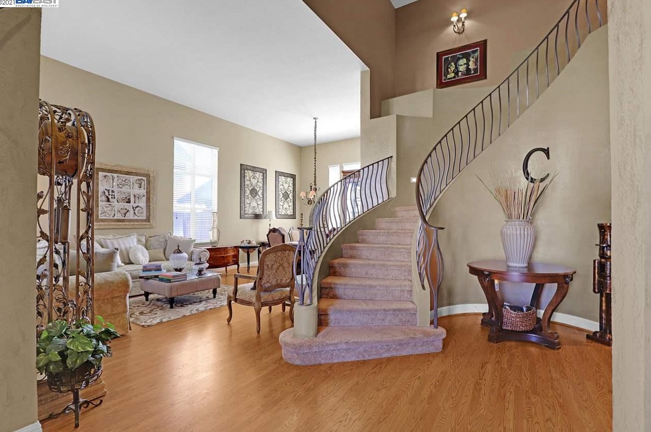 1862 Table Mountain Ct, Antioch, CA 94531-9149