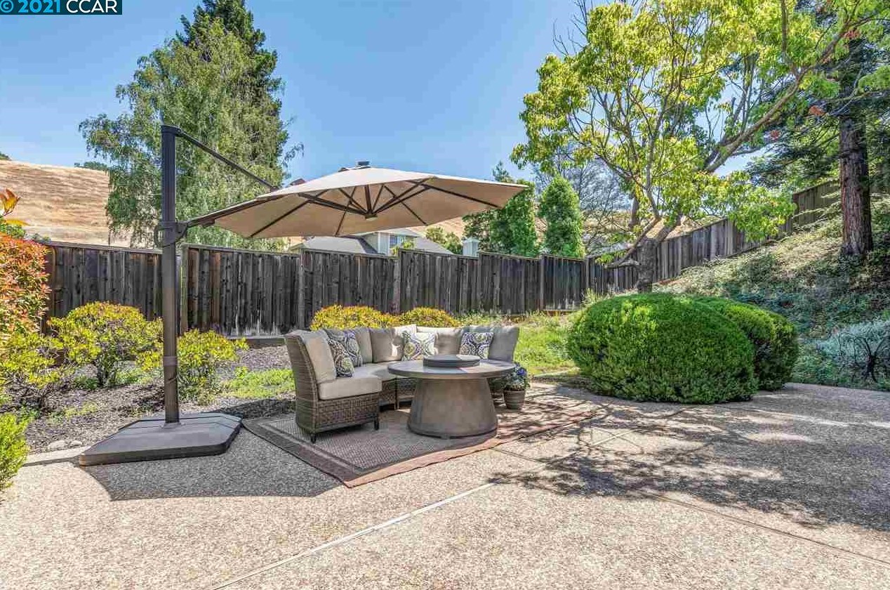 3 Netherton Ct, Moraga CA  94556-2365 exterior