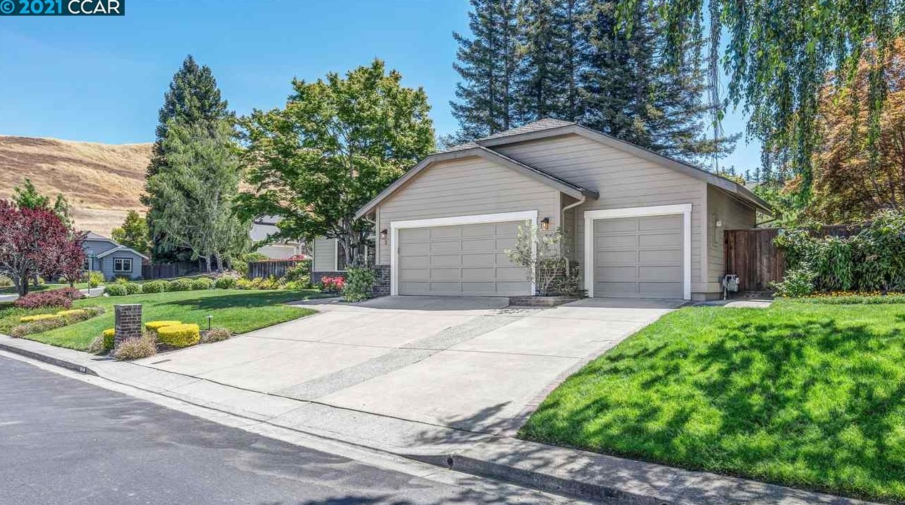 3 Netherton Ct, Moraga, CA 94556-2365
