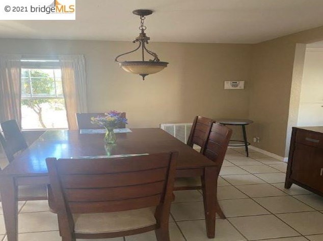 521 Nottingham Dr, Los Angeles CA  94513-1457 exterior