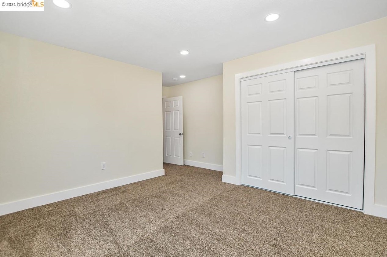 951 Bonnie Ln, Los Angeles CA  94513-5465 exterior
