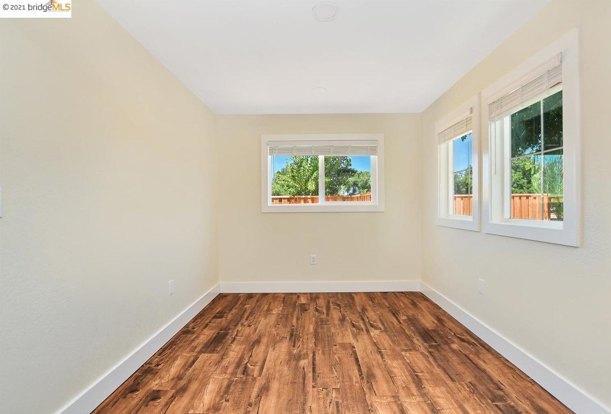 951 Bonnie Ln, Los Angeles CA  94513-5465 exterior