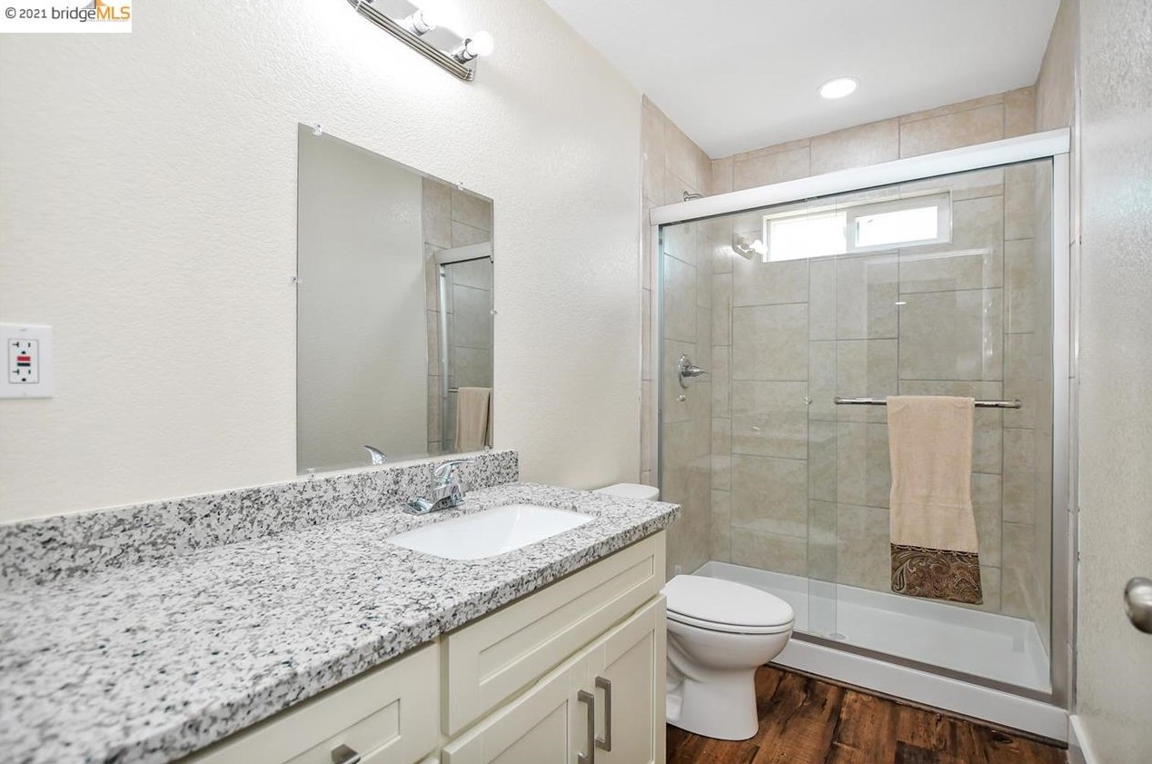951 Bonnie Ln, Los Angeles CA  94513-5465 exterior