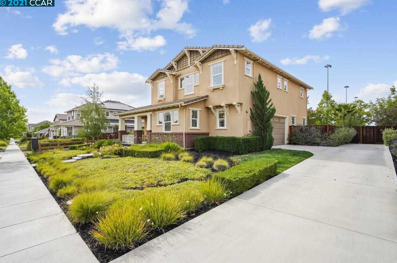 2910 Lucca Cir, Livermore, CA 94550
