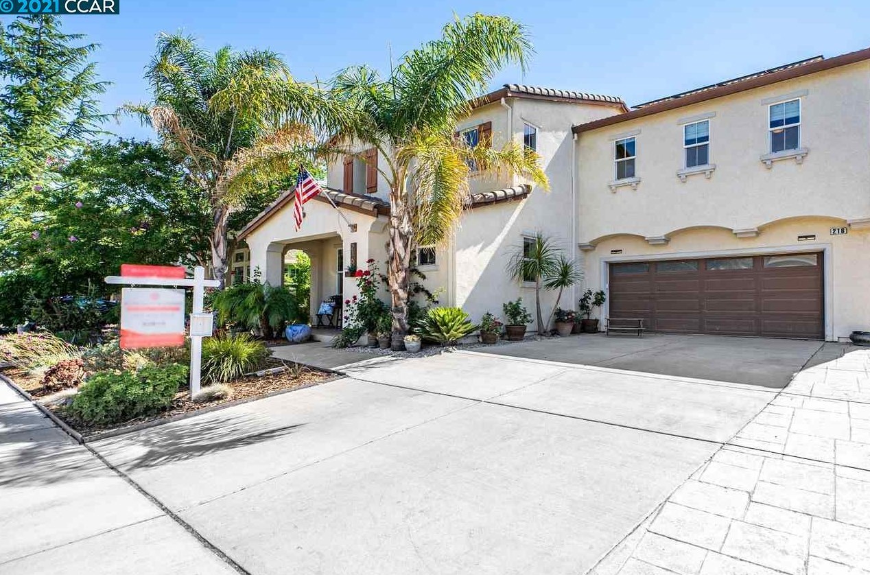 216 Yellow Rose Cir, Oakley, CA 94561