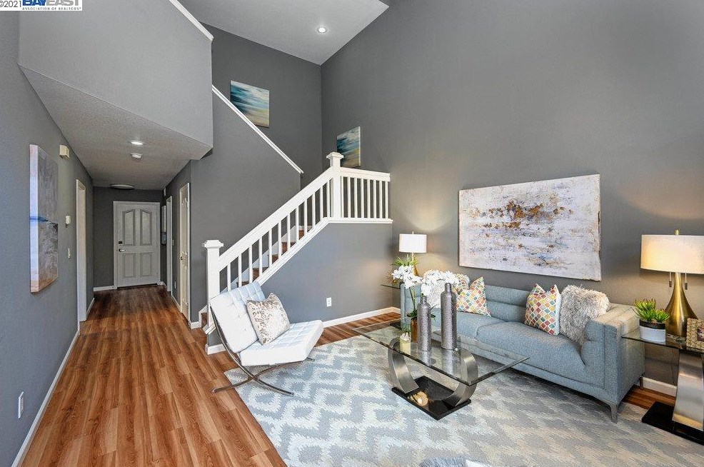 207 Portola Dr, Danville, CA 94506