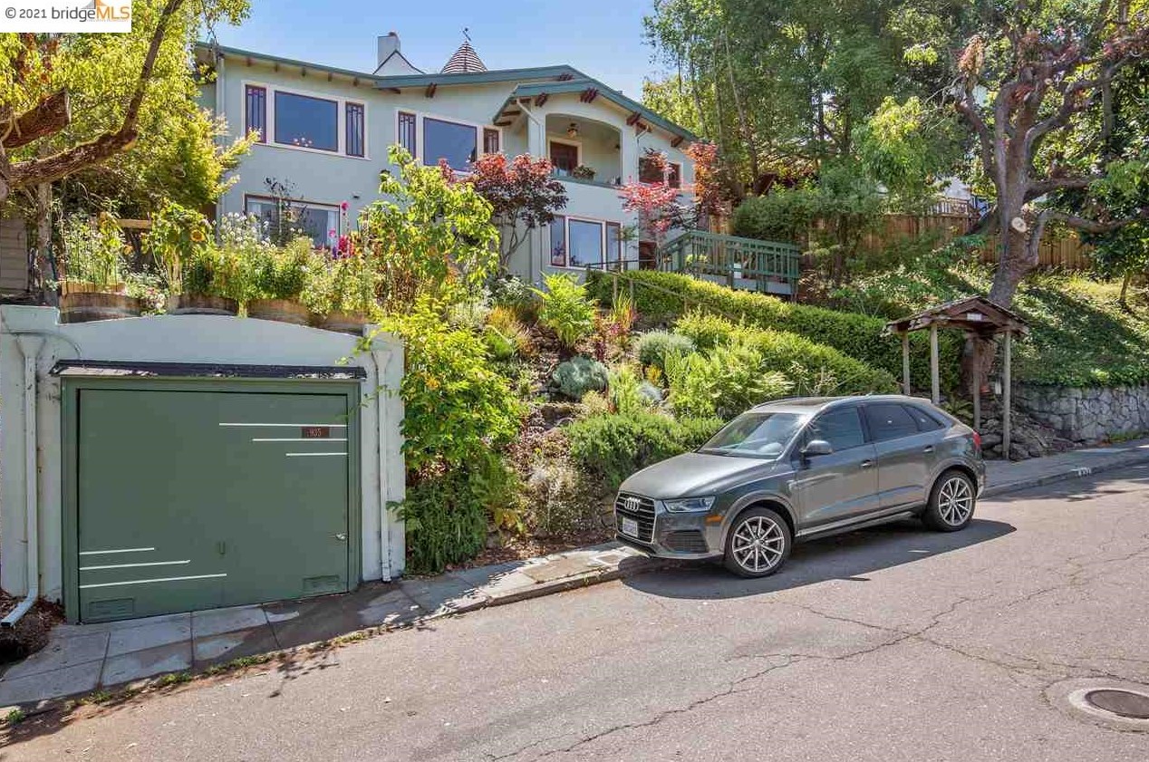 935 Regal Rd, Berkeley, CA 94708