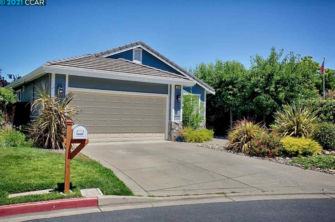 1010 Scotnell Pl, Concord, CA 94518-2166
