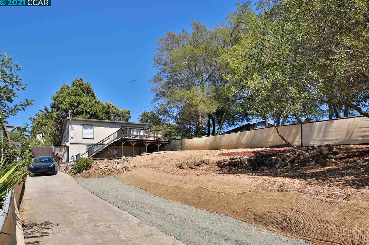 140 Baxter St, Vallejo, CA 94590-3728