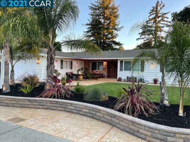 1217 Kilarney Ln, Walnut Creek, CA 94598-1518