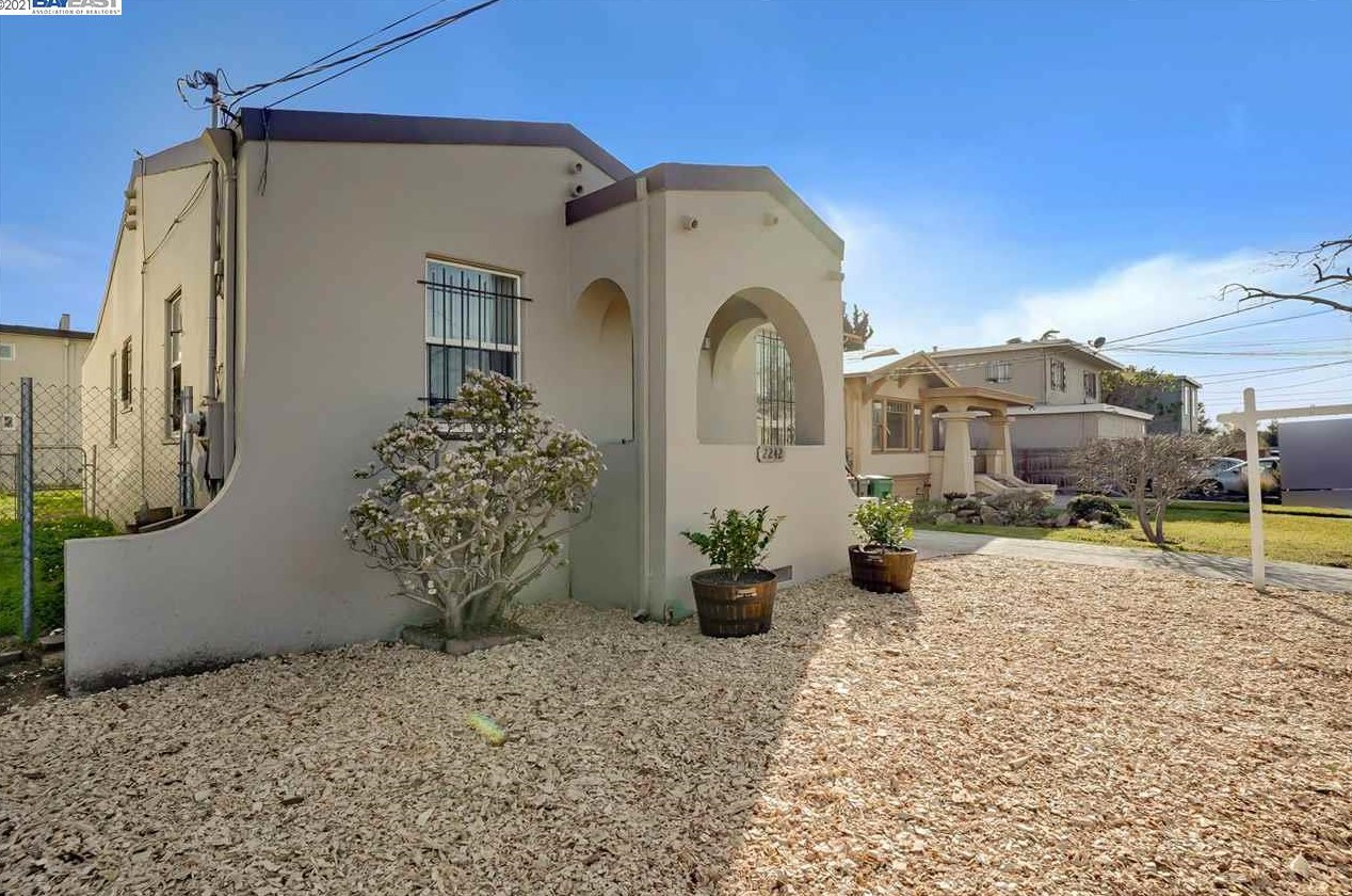 2242 96th Ave, Oakland, CA 94603