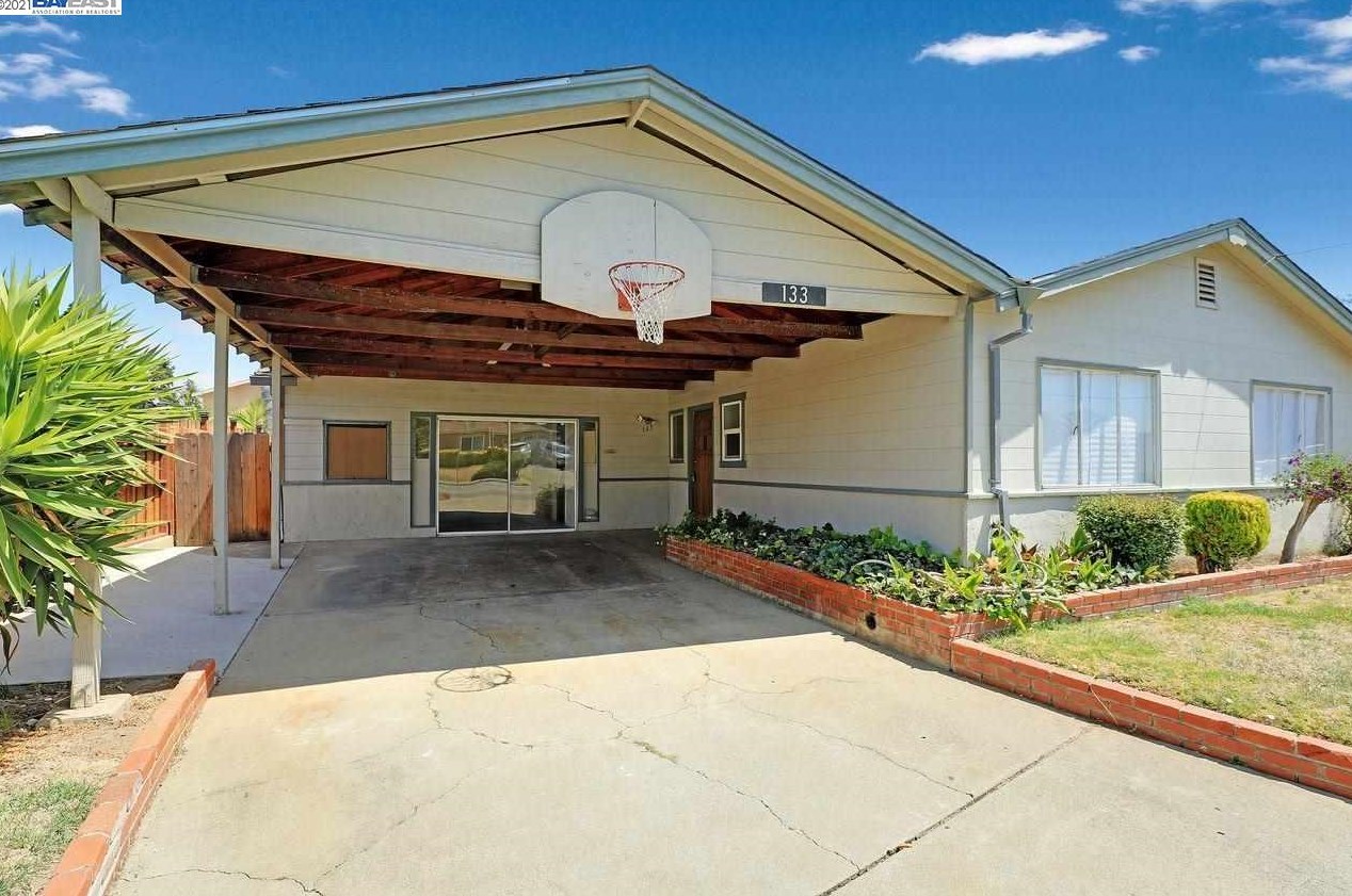 133 Tamarack Dr, Union City, CA 94587-1308