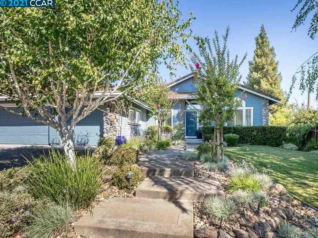 3498 Viola Pl, Concord, CA 94518-2202